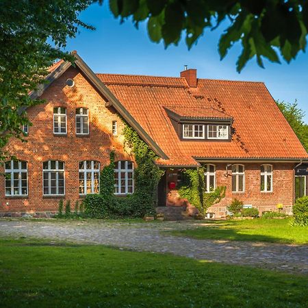 Dom Goscinny Stara Szkola Wysoka Wies Ngoại thất bức ảnh